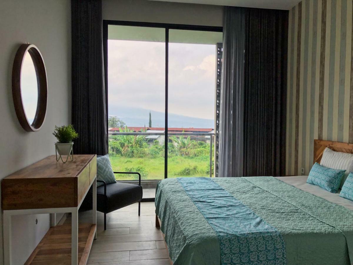 The Cendana Villa'S Batu  Luaran gambar