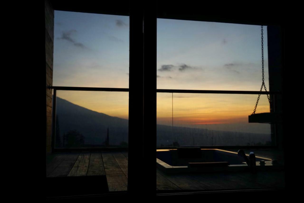 The Cendana Villa'S Batu  Luaran gambar